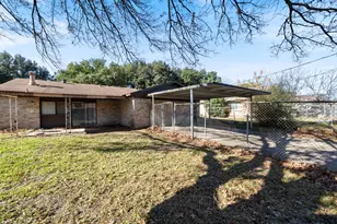 7020 Nandina Dr, Dallas, TX 75241 - Photo 6