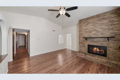 7020 Nandina Drive, Dallas, TX 75241 - Photo 10