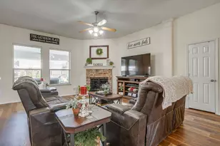 509 Azalea Dr, Glenn Heights, TX 75154 - Photo 12