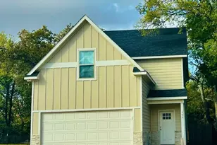 103 E 15th St, Bonham, TX 75418 - Photo 1