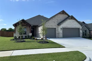2001 Belle Lagos Ln, Cleburne, TX 76033 - Photo 1
