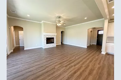 2001 Belle Lagos Lane, Cleburne, TX 76033 - Photo 8