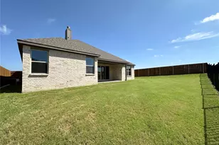 2001 Belle Lagos Ln, Cleburne, TX 76033 - Photo 30