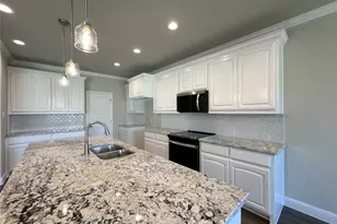 2001 Belle Lagos Ln, Cleburne, TX 76033 - Photo 14