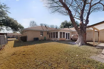 817 Daventry Drive, Garland, TX 75040 - Photo 36