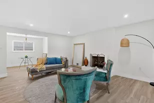 817 Daventry Dr, Garland, TX 75040 - Photo 4