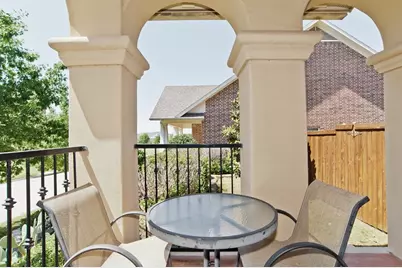 5008 Sage Hill Drive, Carrollton, TX 75010 - Photo 14