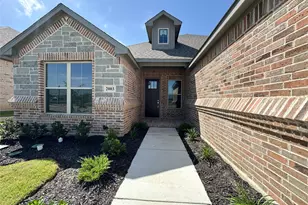 2003 Belle Lagos Ln, Cleburne, TX 76033 - Photo 4