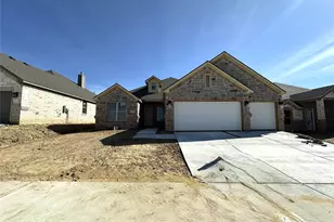 2003 Belle Lagos Ln, Cleburne, TX 76033 - Photo 1