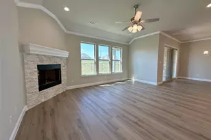 2003 Belle Lagos Ln, Cleburne, TX 76033 - Photo 8