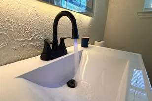 9614 San Leon Ave, Dallas, TX 75217 - Photo 12