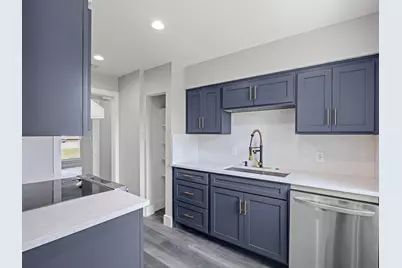 1142 Deerwood Drive, Dallas, TX 75232 - Photo 10