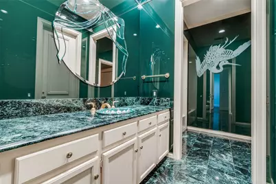 34 Stonecourt Circle, Dallas, TX 75225 - Photo 12