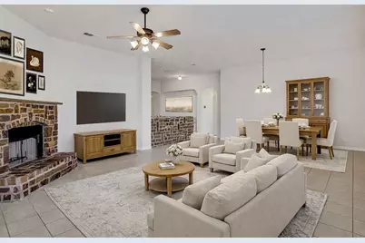 729 Red Elm Lane, Fort Worth, TX 76131 - Photo 14