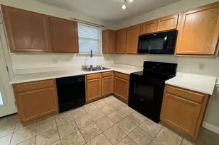 2024 Brazos Ct, Grand Prairie, TX 75052 - Photo 14