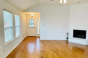 4829 Fox Ridge Ln, McKinney, TX 75071 - Photo 4