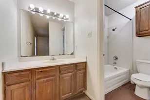 2523 Beverly Hills Ln, Mesquite, TX 75150 - Photo 10