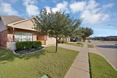 1321 Doe Meadow Drive, Fort Worth, TX 76028 - Photo 4