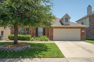 2912 Day Star Dr, Little Elm, TX 75068 - Photo 2