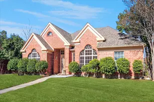 10400 Napa Valley Dr, Frisco, TX 75035 - Photo 2