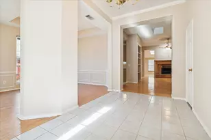 10400 Napa Valley Dr, Frisco, TX 75035 - Photo 6