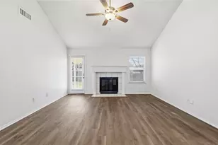 641 Green Mountain Rd, Burleson, TX 76028 - Photo 8