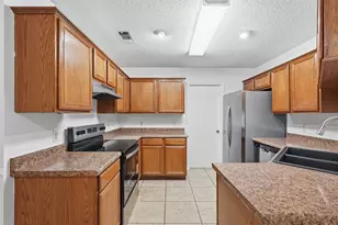 641 Green Mountain Rd, Burleson, TX 76028 - Photo 10