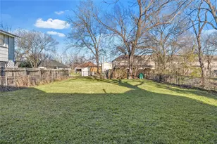 1011 Maxfield St, Bellmead, TX 76705 - Photo 14