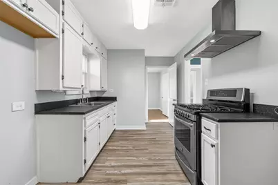 1011 Maxfield Street, Bellmead, TX 76705 - Photo 6