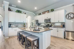 14621 San Madrid Trl, Fort Worth, TX 76052 - Photo 10