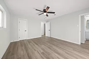 420 Twin Creek Dr, Hurst, TX 76053 - Photo 18