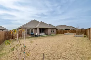 9809 Gooseneck Dr, Aubrey, TX 76227 - Photo 12