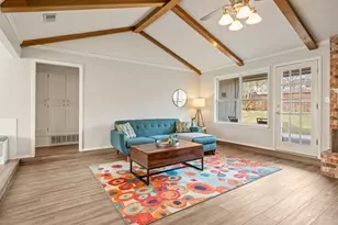 3124 Spring Lake Dr, Bedford, TX 76021 - Photo 10