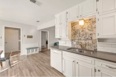 3124 Spring Lake Drive, Bedford, TX 76021 - Photo 14