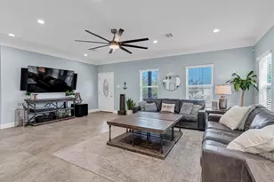 721 Rock Harbor Ct, Granbury, TX 76048 - Photo 10