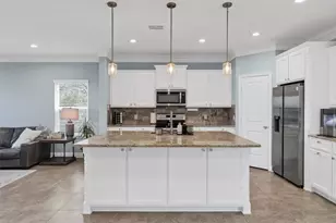 721 Rock Harbor Ct, Granbury, TX 76048 - Photo 14