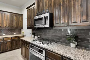 5933 Dunnlevy Dr, Fort Worth, TX 76179 - Photo 10