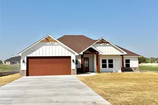 1017 Sabrina Ct, Weatherford, TX 76085 - Photo 2