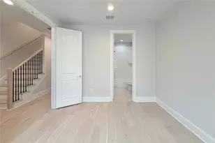 4613 Greenborough Ln, Dallas, TX 75219 - Photo 8