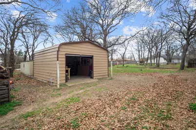 2608 Royal Lane, Granbury, TX 76049 - Photo 24