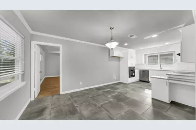 3801 Halifax Court, Arlington, TX 76013 - Photo 10