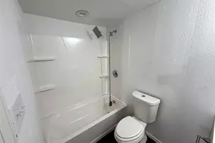 1431 W Chestnut St, Denison, TX 75020 - Photo 12