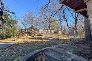 1431 W Chestnut St, Denison, TX 75020 - Photo 16