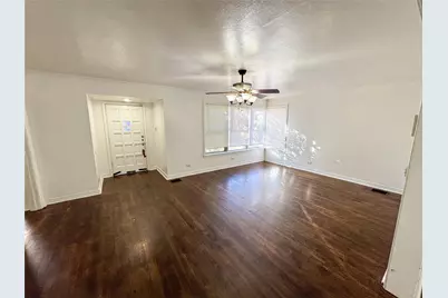 1431 W Chestnut Street, Denison, TX 75020 - Photo 2