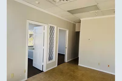 4255 Bryant Irvin Road, Fort Worth, TX 76109 - Photo 4