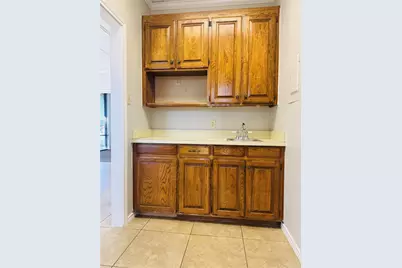 4255 Bryant Irvin Road, Fort Worth, TX 76109 - Photo 8