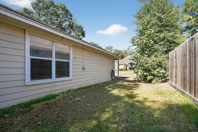 12040 Maverick Drive, Willis, TX 77378 - Photo 30
