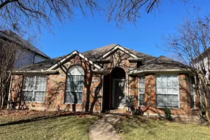 11264 Clover Knoll Dr, Frisco, TX 75035 - Photo 2