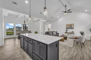 2001 Collin St, Weatherford, TX 76085 - Photo 14