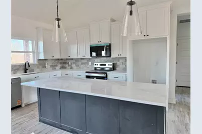 2001 Collin Street, Weatherford, TX 76085 - Photo 4